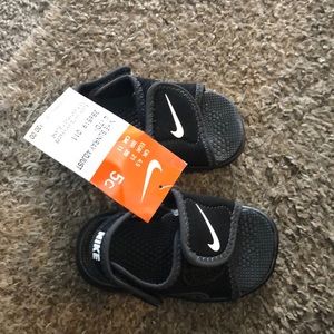 Nike toddler sandals!
